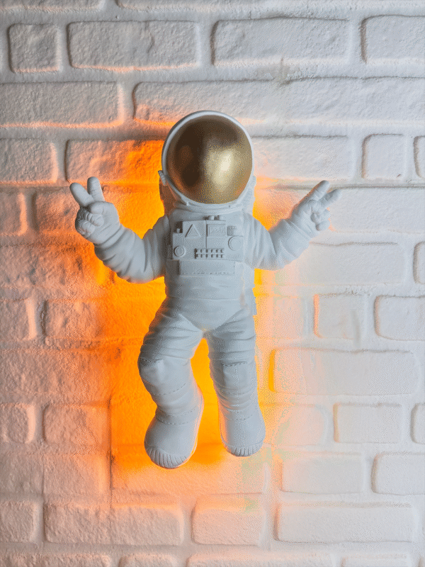Astronot Duvar Aydınlatma