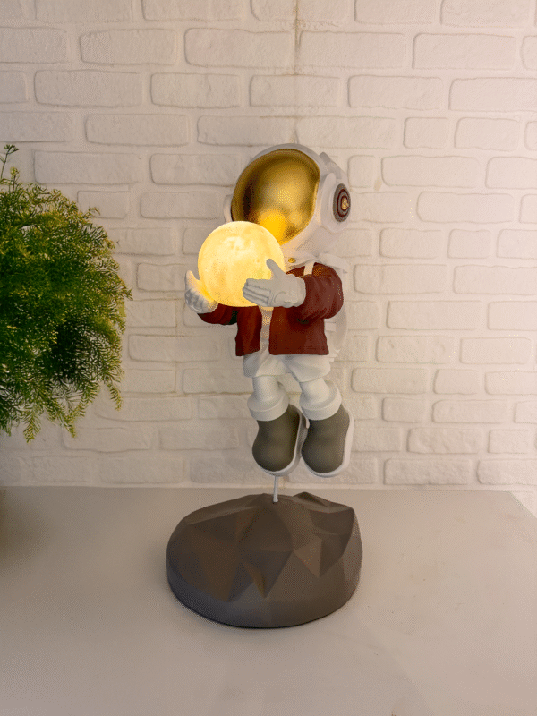 Ay Lambalı Astronot Large